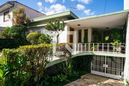 Fachada de casa à venda com 3 quartos, 200m² em Vila Prudente, São Paulo