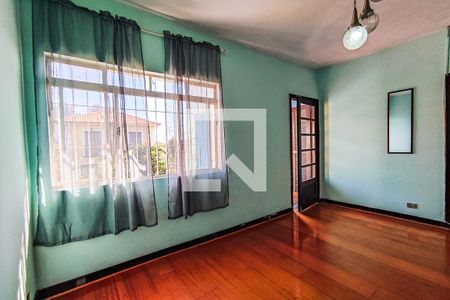 Sala de TV de casa à venda com 2 quartos, 140m² em Jardim Monte Kemel, São Paulo