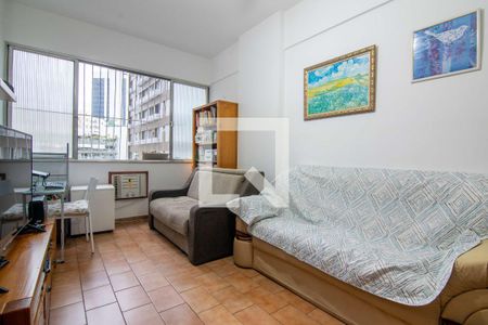 Apartamento para alugar com 74m², 2 quartos e 1 vagaSala