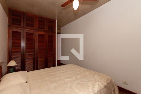 Quarto 1 de apartamento para alugar com 4 quartos, 147m² em Jardim Las Palmas, Guarujá