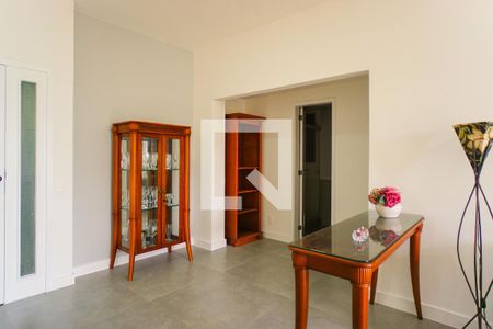 Sala de apartamento para alugar com 1 quarto, 66m² em Barra da Tijuca, Rio de Janeiro