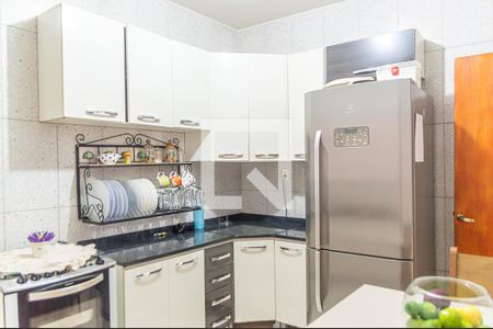 Apartamento à venda com 65m², 2 quartos e 2 vagas Apartamento à venda com 65m², 2 quartos e 2 vagasCozinha