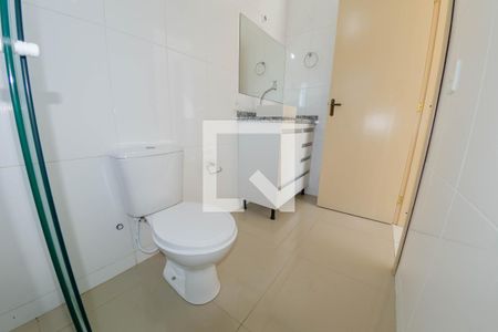 Banheiro da suíte de casa para alugar com 3 quartos, 135m² em Ingleses do Rio Vermelho, Florianópolis