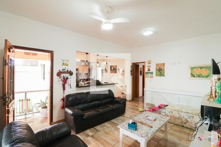 Sala de casa à venda com 4 quartos, 256m² em Jardim Carlu, São Paulo