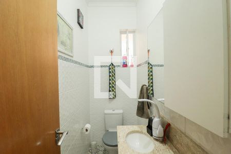 Lavabo de casa à venda com 4 quartos, 256m² em Jardim Carlu, São Paulo