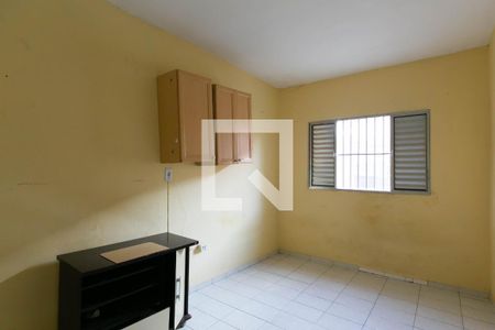 Suite  de casa para alugar com 2 quartos, 55m² em Vila Carmosina, São Paulo