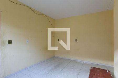 Quarto 1  de casa para alugar com 2 quartos, 55m² em Vila Carmosina, São Paulo