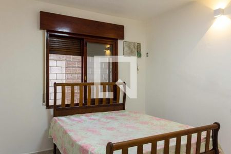 Suíte 1 de casa para alugar com 5 quartos, 580m² em Jardim Virginia, Guarujá