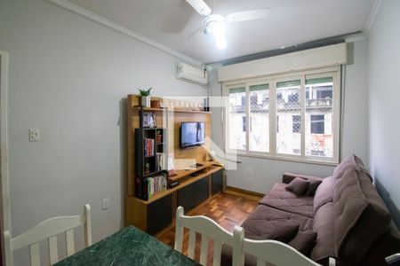 Sala de Estar de apartamento à venda com 2 quartos, 60m² em Cidade Baixa, Porto Alegre