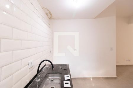 Cozinha de apartamento para alugar com 2 quartos, 45m² em Vila Isolina Mazzei, São Paulo