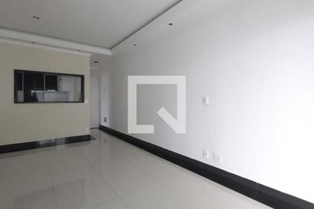Sala de apartamento à venda com 3 quartos, 80m² em Jardim Las Vegas, Guarulhos