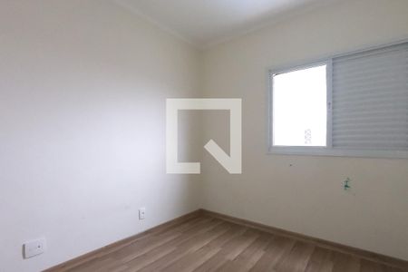 Quarto 1 de apartamento à venda com 3 quartos, 80m² em Jardim Las Vegas, Guarulhos