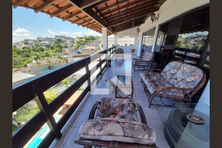 Casa à venda com 4 quartos, 354m² em Jardim Guanabara, Rio de Janeiro