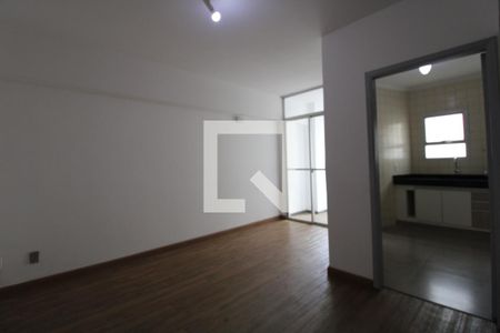 Sala de apartamento à venda com 1 quarto, 45m² em Vila Itapura, Campinas