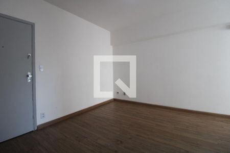 Sala de apartamento à venda com 1 quarto, 45m² em Vila Itapura, Campinas