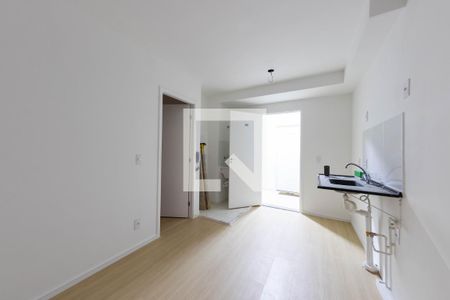 Apartamento para alugar com 1 quarto, 24m² em Cidade Satélite Santa Bárbara, São Paulo