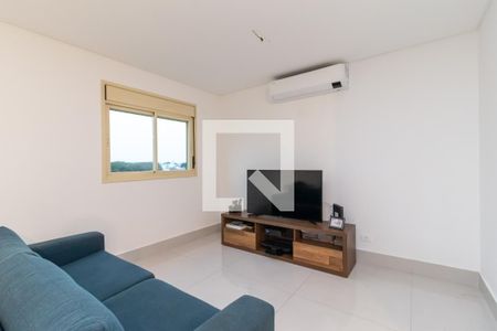 Sala de TV de apartamento à venda com 2 quartos, 120m² em Vila Paulicéia, São Paulo