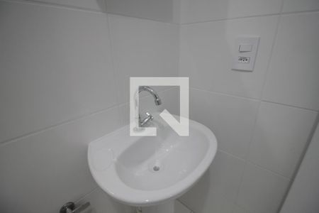 Banheiro de apartamento para alugar com 1 quarto, 24m² em Panamby, São Paulo