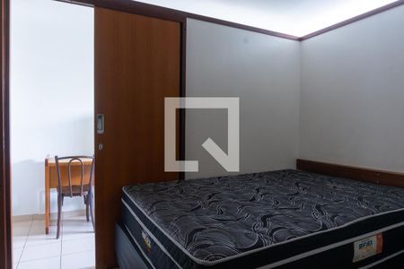 Quarto 1 de apartamento para alugar com 2 quartos, 44m² em Asa Norte, Brasília