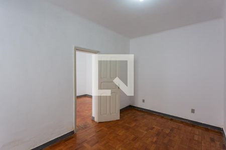 Quarto 1 de casa à venda com 3 quartos, 110m² em Santa Efigênia, Belo Horizonte