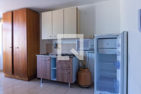 Cozinha de kitnet/studio para alugar com 1 quarto, 23m² em Asa Norte, Brasília