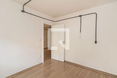 Quarto de apartamento à venda com 1 quarto, 48m² em Jardim Carvalho, Porto Alegre