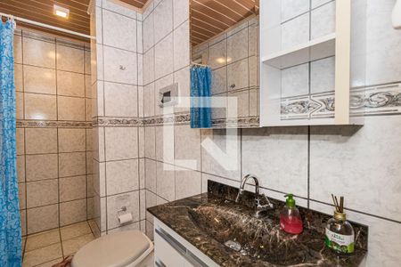 Banheiro de apartamento à venda com 1 quarto, 48m² em Jardim Carvalho, Porto Alegre