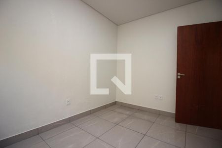 Dormitório de casa para alugar com 1 quarto, 40m² em Taguatinga Norte (taguatinga), Brasília