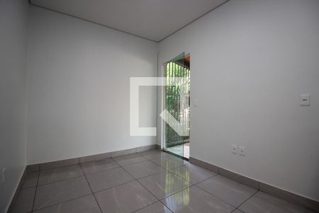 Kitnet de casa para alugar com 1 quarto, 40m² em Taguatinga Norte (taguatinga), Brasília