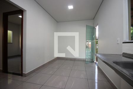 Kitnet de casa para alugar com 1 quarto, 40m² em Taguatinga Norte (taguatinga), Brasília