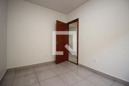 Dormitório de casa para alugar com 1 quarto, 40m² em Taguatinga Norte (taguatinga), Brasília