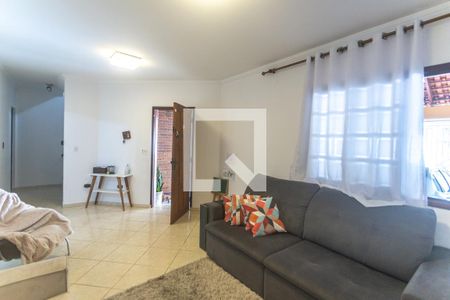 Sala de estar de casa à venda com 3 quartos, 200m² em Nova Petrópolis, São Bernardo do Campo