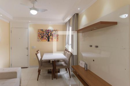 Sala de apartamento à venda com 2 quartos, 44m² em Parque Residencial Carvalho de Moura, Campinas