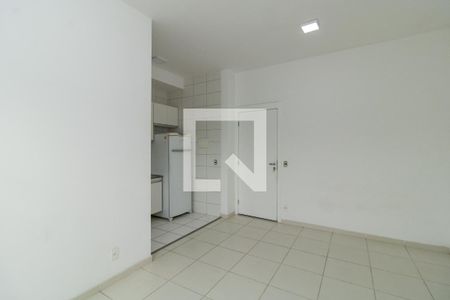 Sala  de apartamento para alugar com 2 quartos, 47m² em Vila da Penha, Rio de Janeiro