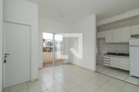 Sala  de apartamento para alugar com 2 quartos, 47m² em Vila da Penha, Rio de Janeiro