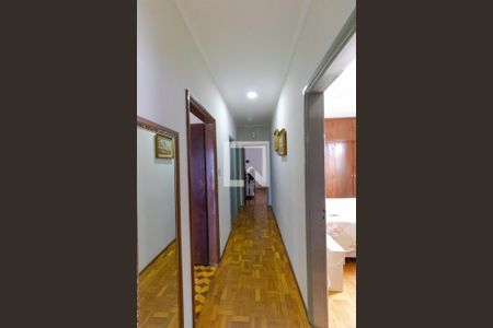 Corredor da Casa 01 de casa à venda com 4 quartos, 211m² em Chácara da Barra, Campinas