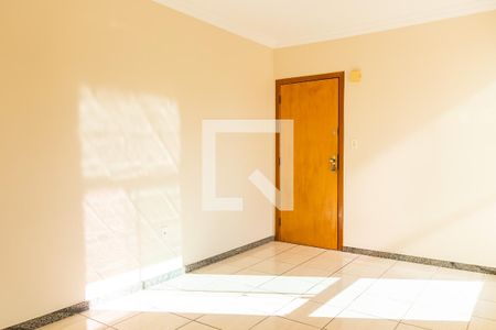 Sala de apartamento para alugar com 2 quartos, 47m² em Piratininga, Belo Horizonte