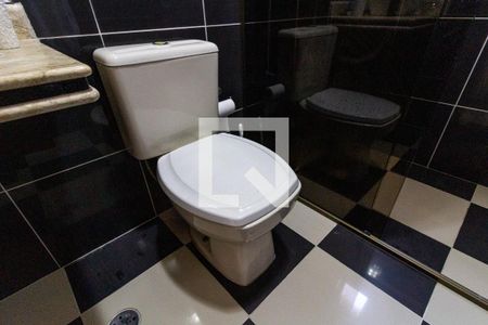 Apartamento para alugar com 76m², 2 quartos e 2 vagas Apartamento para alugar com 76m², 2 quartos e 2 vagasDetalhe do banheiro social