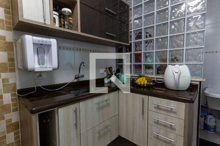 Apartamento para alugar com 76m², 2 quartos e 2 vagas Apartamento para alugar com 76m², 2 quartos e 2 vagasDetalhe da cozinha