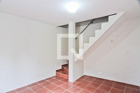 Sala de casa para alugar com 2 quartos, 50m² em Vila Pereira Cerca, São Paulo