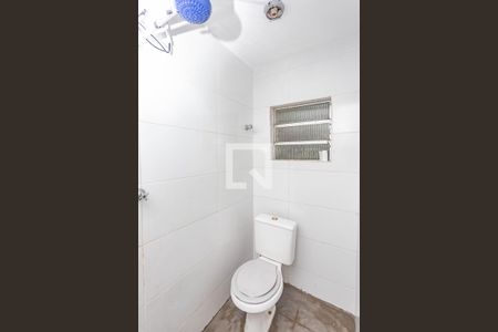 Banheiro de apartamento para alugar com 1 quarto, 25m² em Vila Brasilina, São Paulo