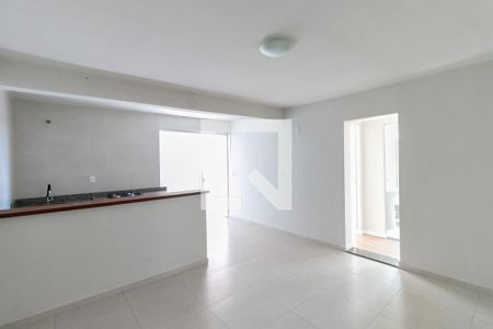 Sala de casa para alugar com 2 quartos, 70m² em Milionários (barreiro), Belo Horizonte