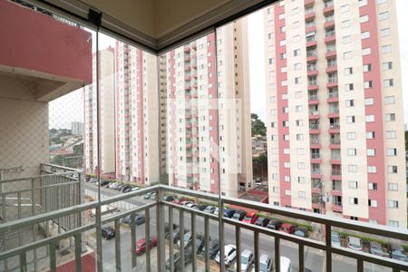 Sacada  de apartamento para alugar com 3 quartos, 66m² em Vila Carlos de Campos, São Paulo