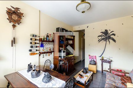 Sala de apartamento à venda com 2 quartos, 73m² em Centro, Niterói