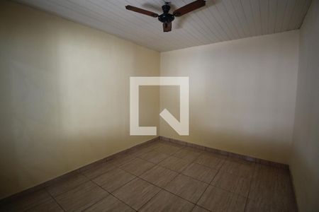 Quarto de casa para alugar com 1 quarto, 50m² em Rocha, São Gonçalo