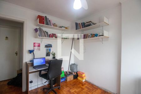 Quarto 1 de apartamento para alugar com 2 quartos, 80m² em Floresta, Porto Alegre