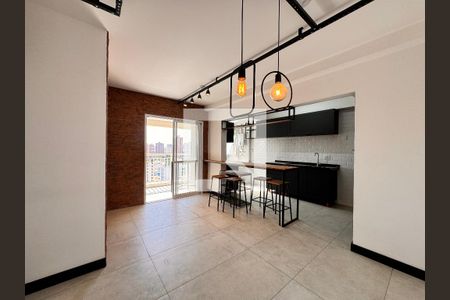 Sala de apartamento à venda com 2 quartos, 66m² em Vila Bastos, Santo André