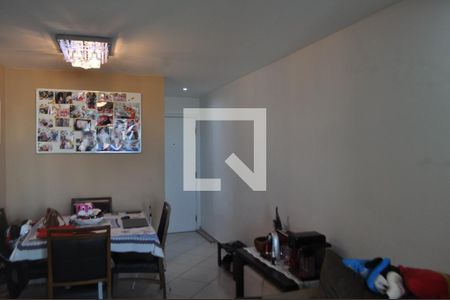 Sala  de apartamento à venda com 2 quartos, 70m² em Jacarepaguá, Rio de Janeiro