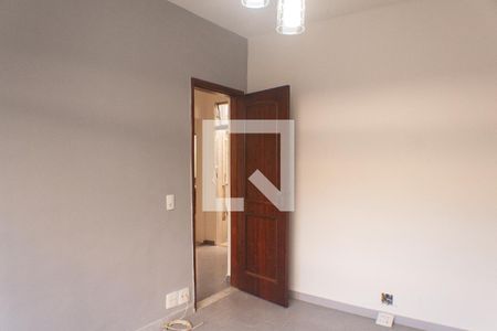 Quarto 1 de apartamento para alugar com 2 quartos, 89m² em Caonze, Nova Iguaçu