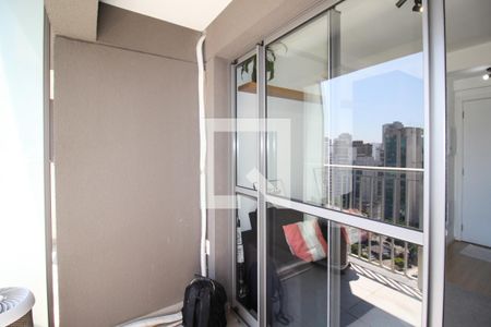 Varanda  de apartamento para alugar com 1 quarto, 27m² em Vila Nova Conceição, São Paulo